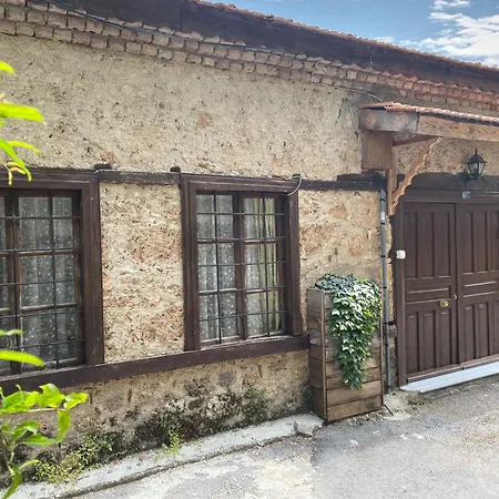 Old Town Cozy Villa In The Heart Of Antalya